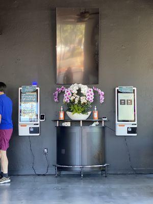 Self-service machines