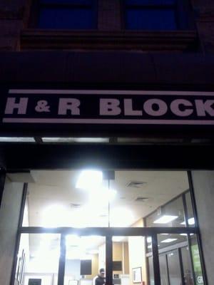 The outside of an H&R Block location