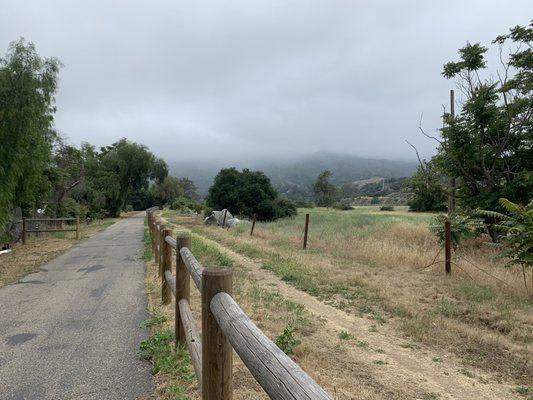 Ojai Valley Trail path