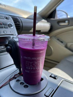 Pitaya Smoothie - Yum!