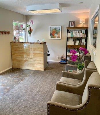 The reception area of CentAnni Chiropractic and West Salem Wellness.