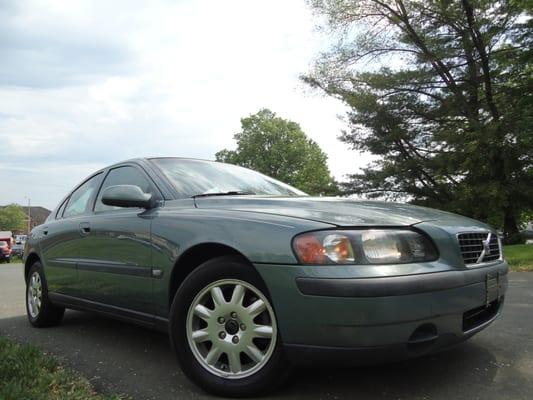 2002 Volvo S60 2.4 4dr Sedan - 3799$  103,101 miles