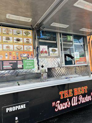 Tried this taco food truck when I was visiting S.Cali and I'm glad we did it! Both my husband and I love tacos. Their tacos are so good!!!