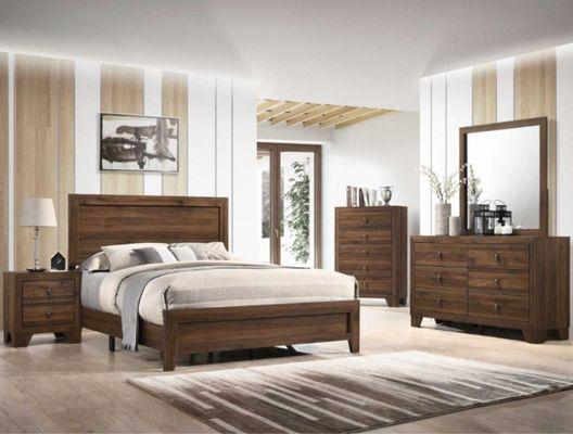 Queen complete Bedroom set $589