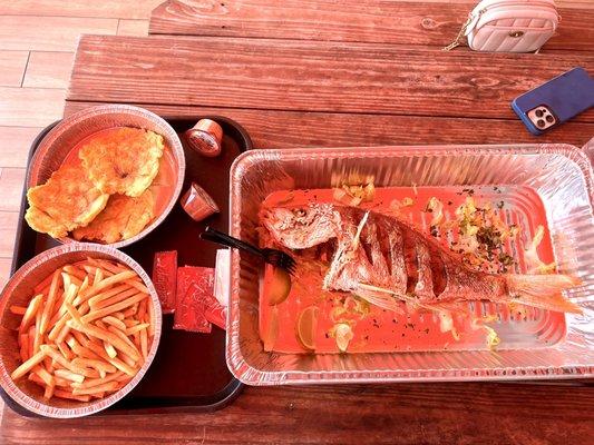 Fried yellowtail fish with two sides