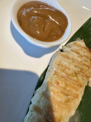 Chicken satay (3 pieces) with peanut sauce