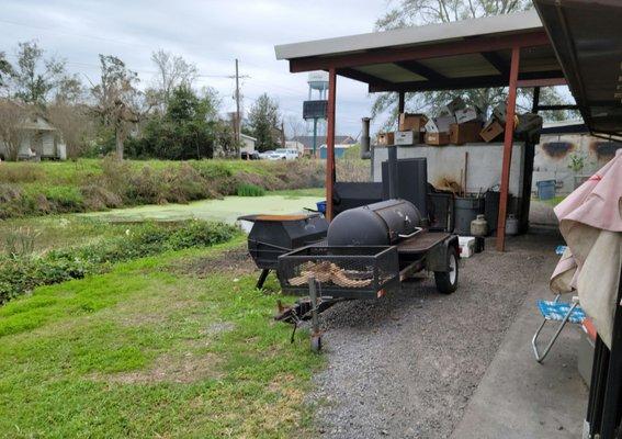 Smokin' on Bayou Terrebonne