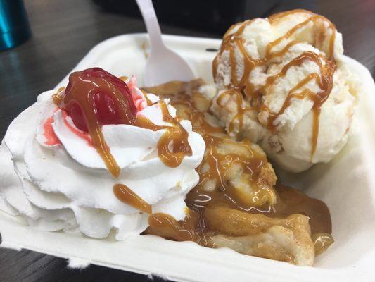 Hot Apple pie sundae.