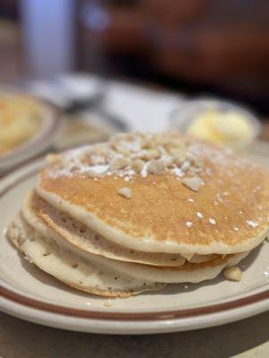 Mac-Nut Pancakes