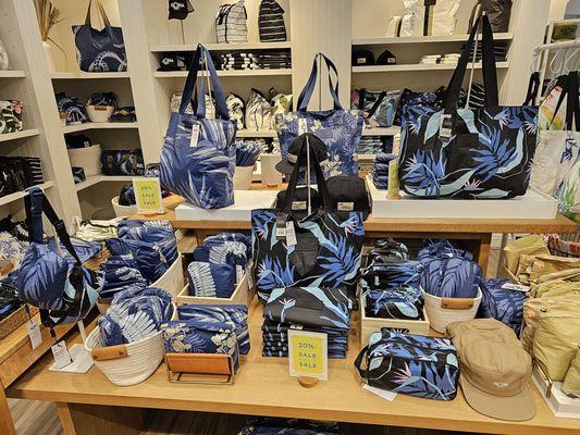 @Aloha Collection; 12/27/2023.If u enjoy "Splash Proof"Tote Bags,Fanny packs, Pouches,& "Aloha" Flare stuffs,Shop here! 20% off these items!