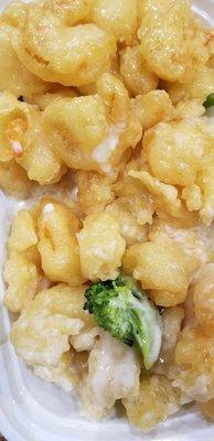 #125 Coconut Shrimp - Lightly fried and in a delicious coconut sauce and Broccolli - My Fave!