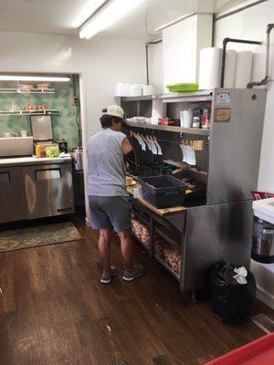 Hamburgers prepared to order, from fresh ground beef. Worth the wait.