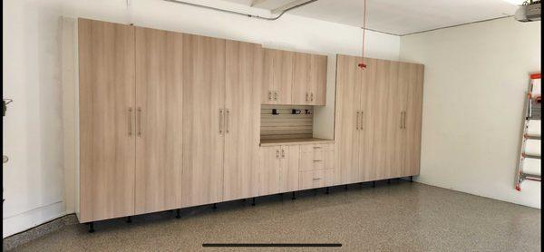 Deluxe garage cabinets