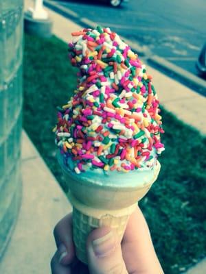 Blue ice cream! With sprinkles !!!