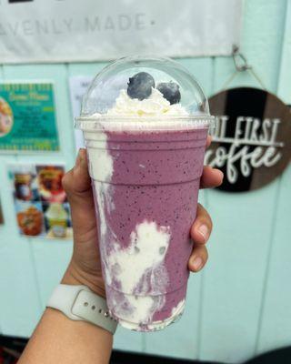 Berries & Cream Smoothie