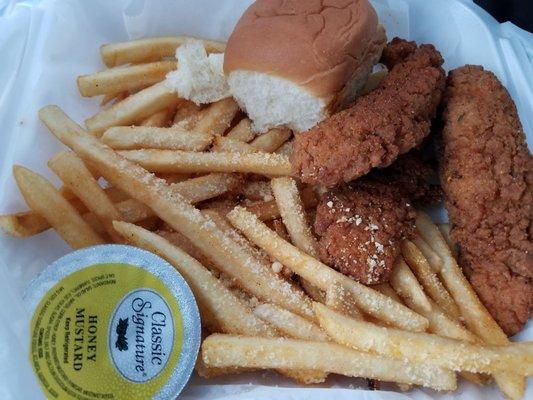 I got the 3 piece chicken tenders in ca Juan seasoning with garlic parmesan fries.