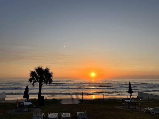 Sunrise from Daytona Beach by Adam's Egg, after sunrise, we went to this amazing breakfast spot on the water.