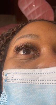 Hybrid lashes extensions