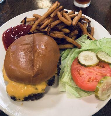 Cheese burger with fries