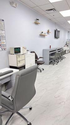 Dream Nail Spa 1955 South Rd, Poughkeepsie, NY https://www.dreamnailsspany.com/