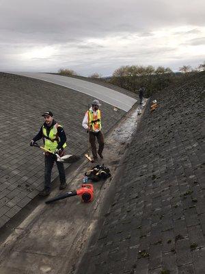 Roof cleaning at BMC West  Marysville WA