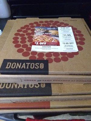 Donatos Pizza