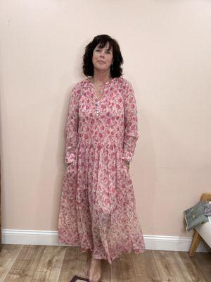 Kelly loving the vibe with this Free People dress