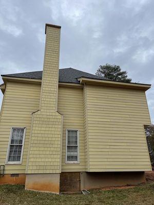 Remodel job, with beautiful shake done on chimney