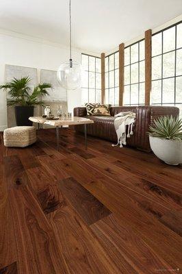 Walnut Red Roaks Engineered 5/8" x 7" Luxury Hardwood