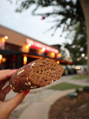 Brown bread to go - only good fresh!