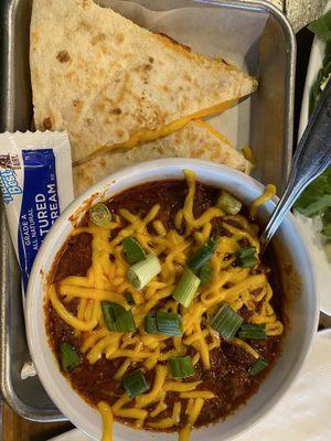 chili with quesadilla