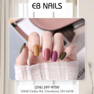 Make your square nails pop with our chic and stylish designs! 
Embrace a look that's unique and trendy.