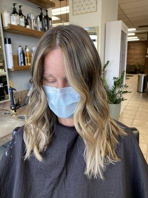 Money piece balayage