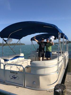 Pontoon boat rental available 7 days a week