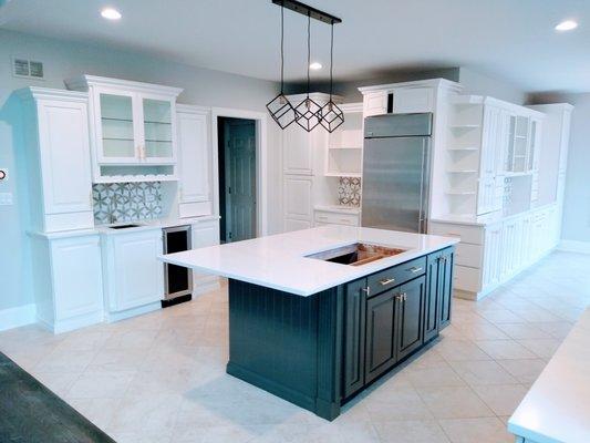 Kitchen cabinets painting. Chicago painter.