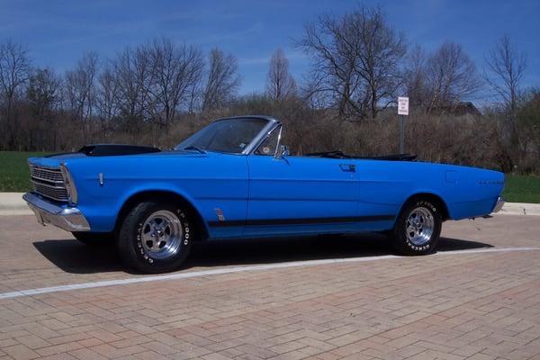 STUNNING 1966 FORD GALAXIE PAINTED IN MUSTANG GRABBER BLUE!