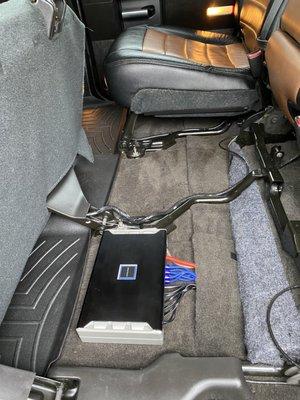 Alpine amp hidden under seat...clean high quality wires