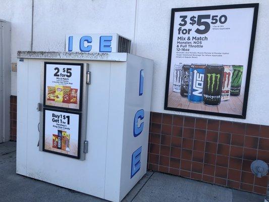 Friday, March 29, 2019: outside store: ice.