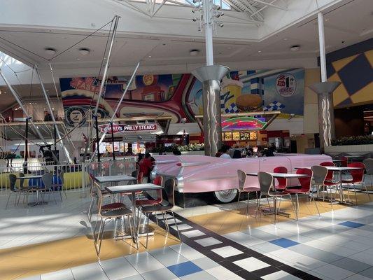 Food court