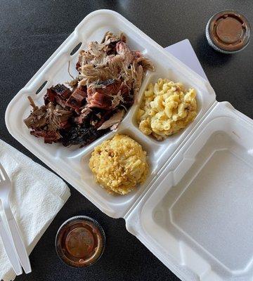 2 meat 2 side plate (brisket, pulled pork, mac and cheese, and potatoes)