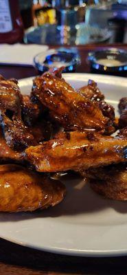 Grilled wings with Stingin' Honey Garlic sauce