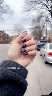 Black nails by Tina