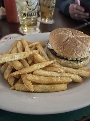 Cheeseburger and fries they are