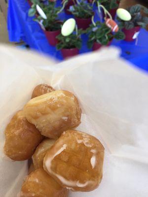 Donut holes. A fast fix. $1.50/dozen