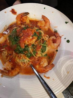 Shrimp in spicy red sauce