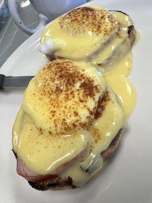 Eggs Benedict