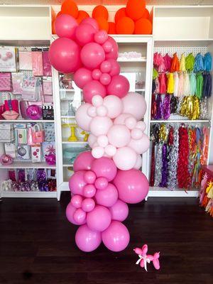 Grab and GO garland the best option for any celebration, budget friendly. Don't skip out on Balloons.