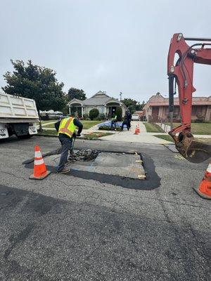 REMOVING STREET ASHALT