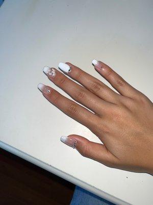 nails