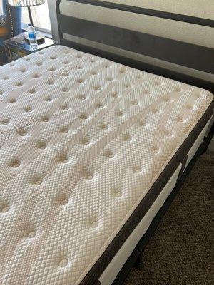 Mattress is slippery & smells like chemicals. It sinks & doesn't pop up. It's horrible.